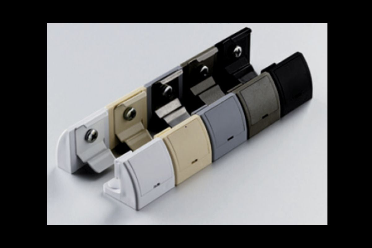 ELEVA PVC-kiinnike klipsillä 20 mm 1063